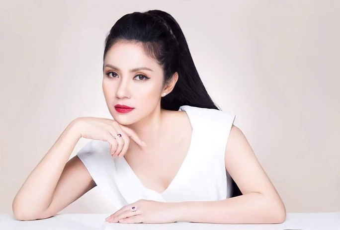 Vì sao 'Người đẹp Tây Đô' Việt Trinh giải nghệ ở tuổi 51? ảnh 3