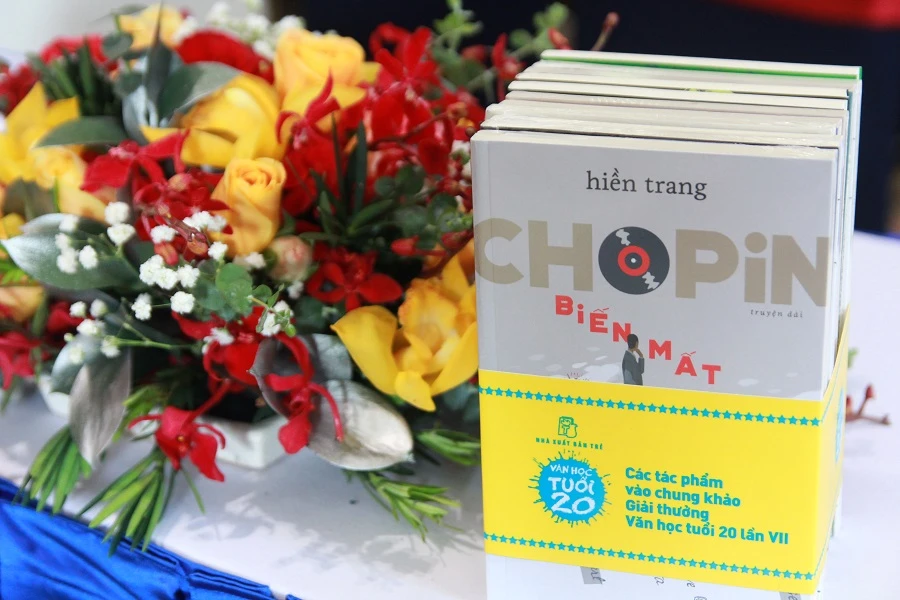 Ông chủ quán cà phê lần đầu tiên viết văn lọt vào Chung khảo 'Văn học tuổi 20' ảnh 5