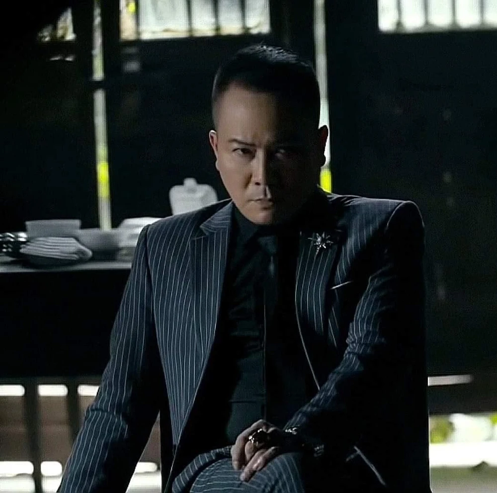 Diễn viên Lê Tuấn Anh trong phim 'Hồ sơ cá sấu'. Ảnh: FBNV