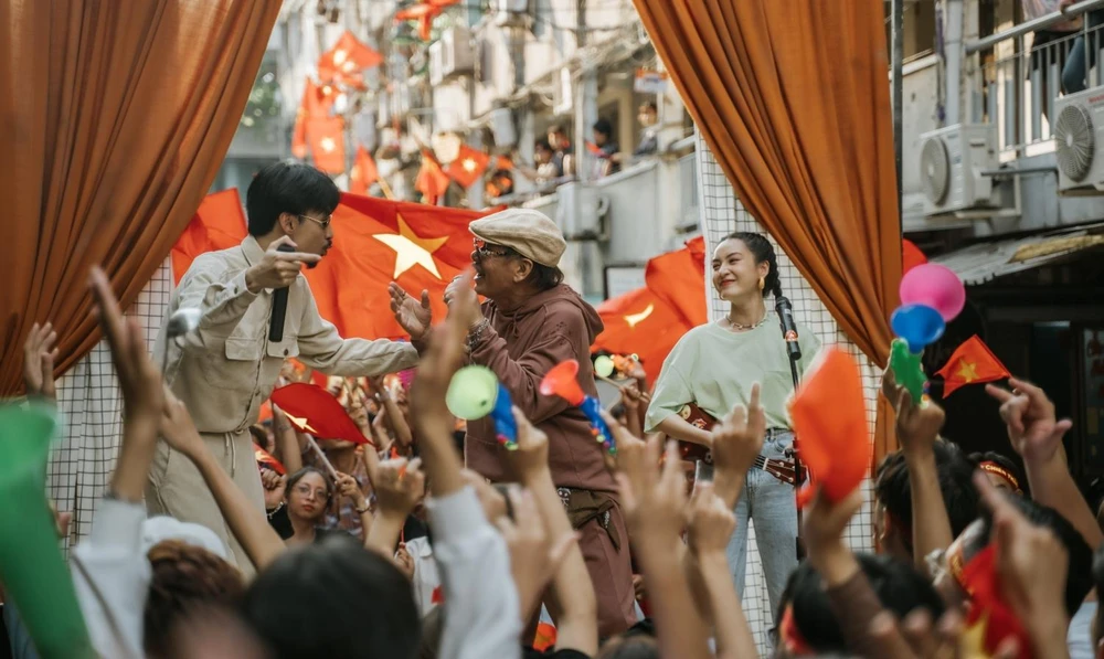 Ca khúc "Đi trong mùa hè" của Đen là lời cổ vũ cho đội tuyển Việt Nam tại kỳ SEA Games 31. Ảnh: NVCC.