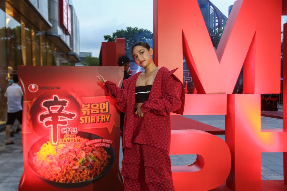 Cara tại sự kiện ra mắt mì Shin Xào. Ảnh: BTC