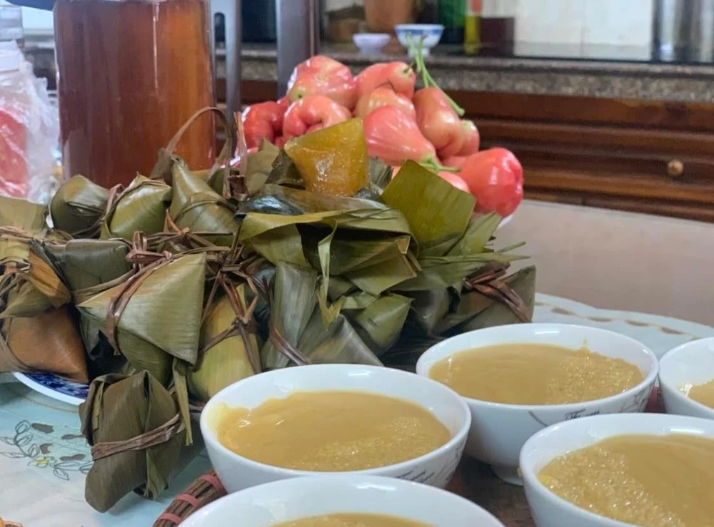 Bánh ú tro Bánh ú tro