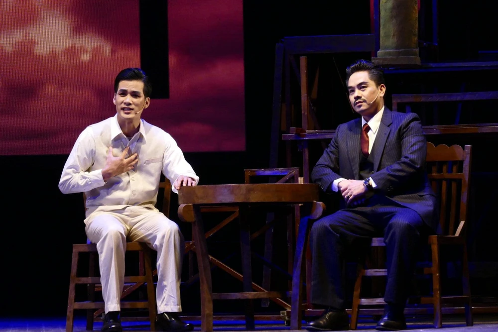 Một cảnh trong vở "Nợ nước non". Ảnh: V.H