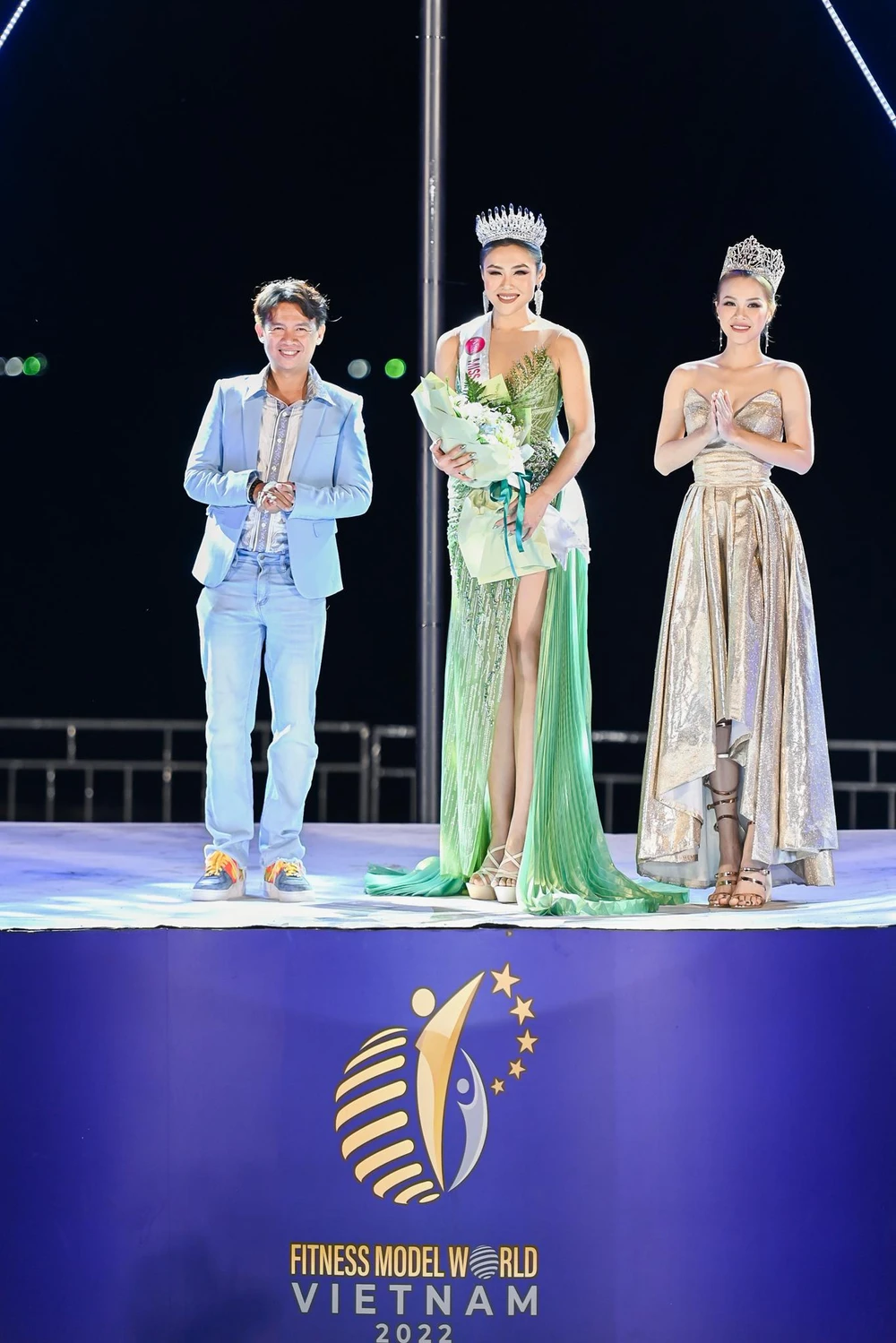 Quán quân 2021 Thanh Nhi được trao sash đại diện Việt Nam sẽ đi thi Hoa hậu châu Á. Ảnh: BTC. Quán quân 2021 Thanh Nhi được trao sash đại diện Việt Nam sẽ đi thi Hoa hậu châu Á. Ảnh: BTC.