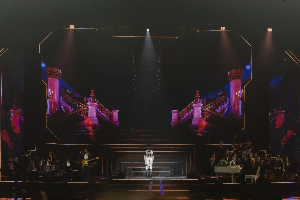 Jimmii Nguyễn tri ân khán giả. Ảnh: BIL