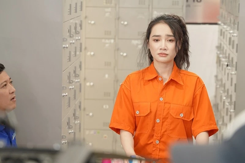 Nhã Phương trong phim "Chủ tịch giao hàng" của Trường Giang. Ảnh: ĐPCC