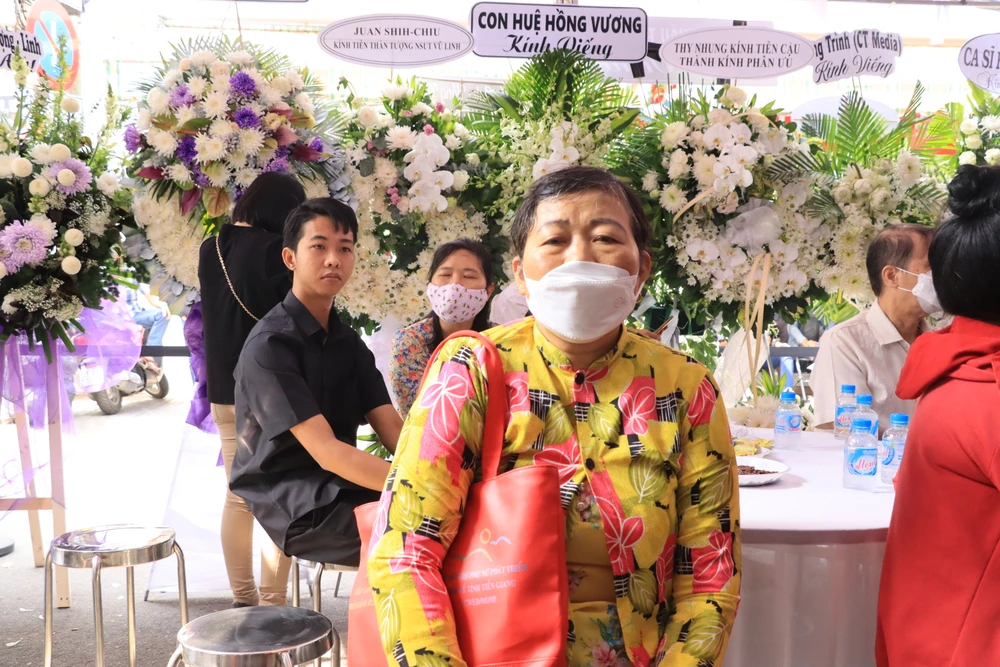 B Bà Trần Ánh Tuyết xót xa trước sự ra đi của NSUT Vũ Linh. Ảnh: H.N