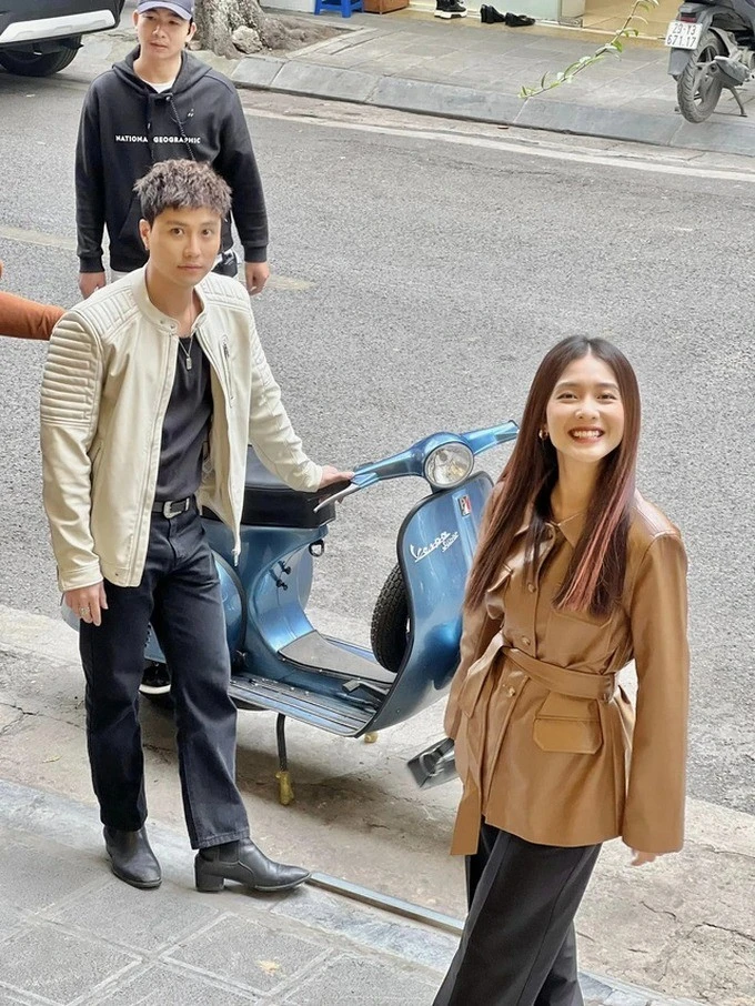 Thanh Sơn - Khả Ngân lần thứ hai đóng cặp trên phim giờ vàng. Ảnh: VTV Thanh Sơn - Khả Ngân lần thứ hai đóng cặp trên phim giờ vàng. Ảnh: VTV