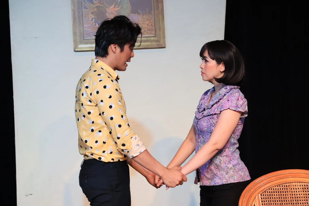 Câu chuyện tình yêu của Tùng (Võ Minh Lâm) và Hương (Quỳnh Anh) bị cấm cản