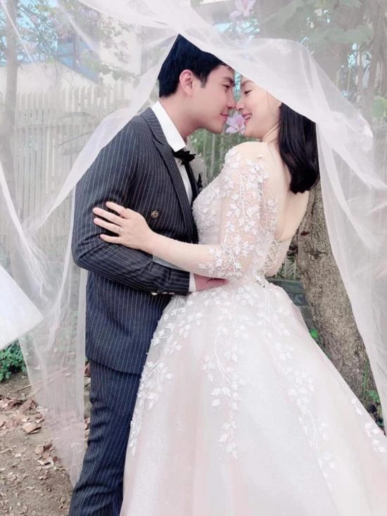 Thanh Sơn và Lan Phương gắn bó với nhau trong nhiều dự án điện ảnh. Ảnh: VFC