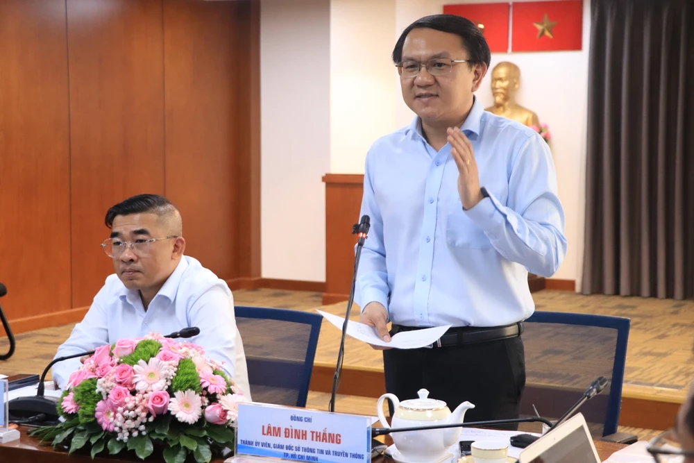 Ông Lâm Đình Thắng, Giám đốc Sở TT&amp;TT TP.HCM chia sẻ cuối họp báo