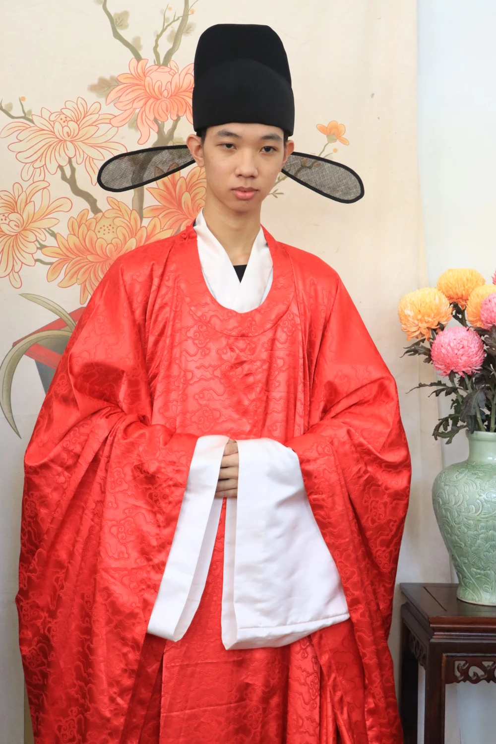 Đa dạng các loại quốc phục tại ngày hội