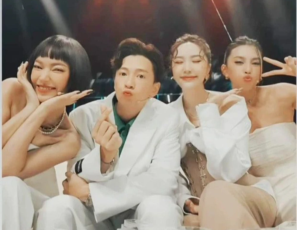 Hình ảnh được cho là chụp từ chương trình "Người ấy là ai mùa 5"