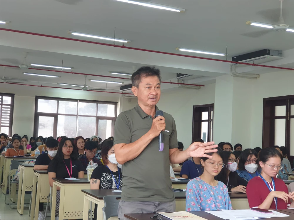 Cuộc thi thu hút sự quan tâm của đông đảo sinh viên trường Mỹ thuật TP.HCM