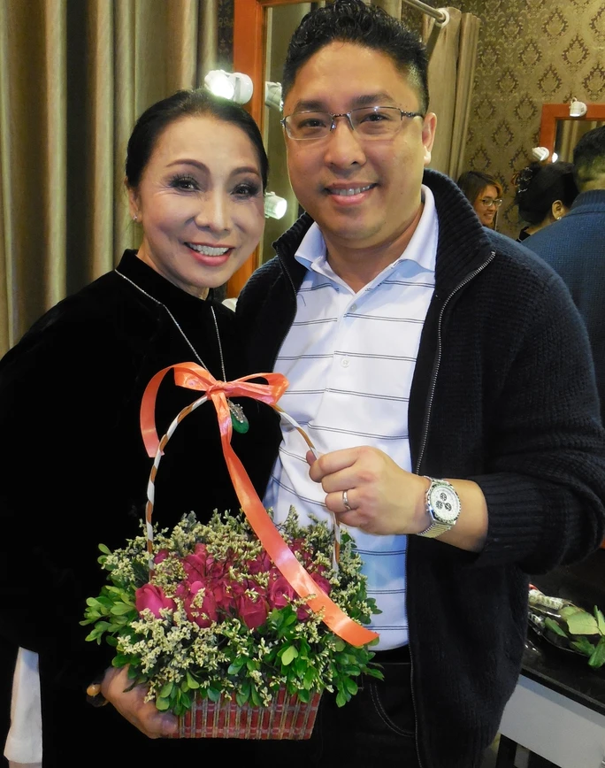 Hình ảnh NSND Bạch Tuyết và con trai chụp vào năm 2015. Ảnh: T.H