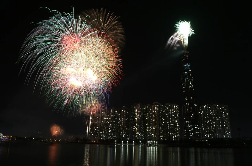 TP.HCM có hai điểm bắn pháo hoa dịp lễ 2-9. Ảnh: HOÀNG GIANG