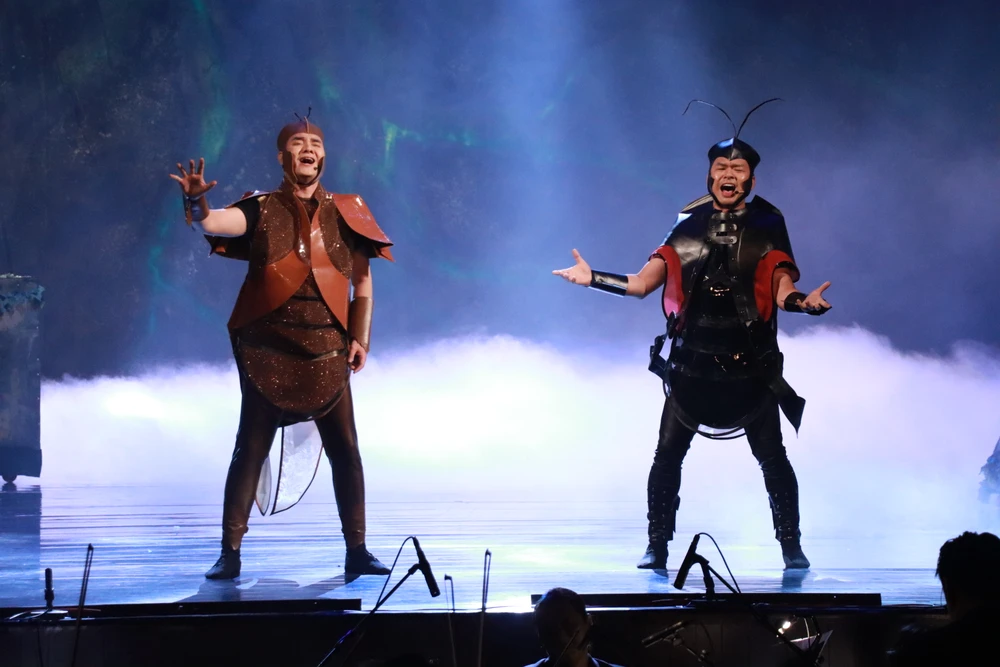 Dế Mèn và Dế Trũi (Phan Hữu Trung Kiệt)