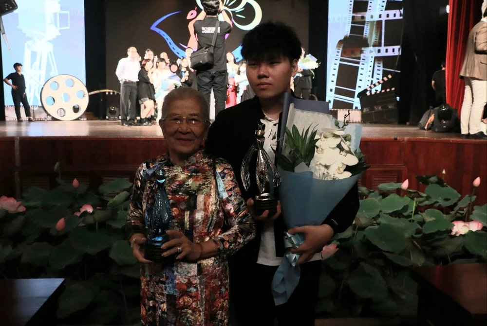 NSƯT Phi Điểu đoạt giải Nữ diễn viên chính xuất sắc nhất tại Liên hoan phim ngắn TP.HCM