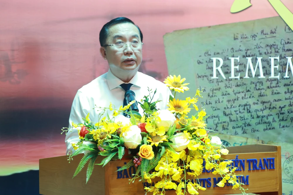 Kỷ vật thời kháng chiến