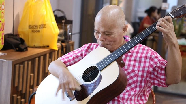 Nghệ sĩ guitar Thanh Điền