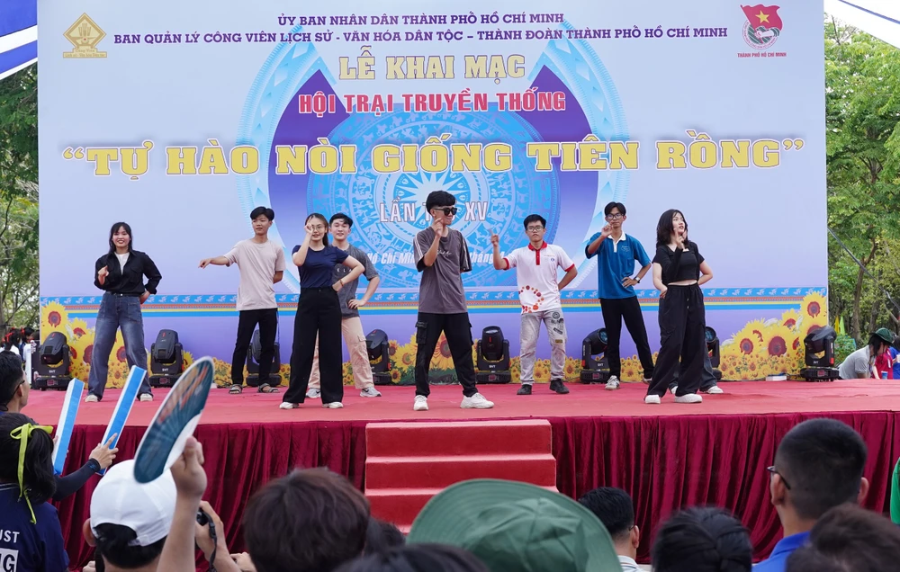 Giỗ tổ Hùng Vương