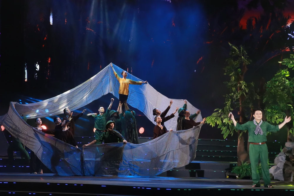 chuong-trinh-nghe-thuat10 (2).JPG