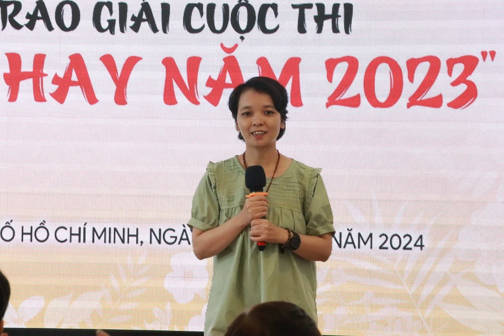 tap-chi-van-nghe-tphcm.JPG