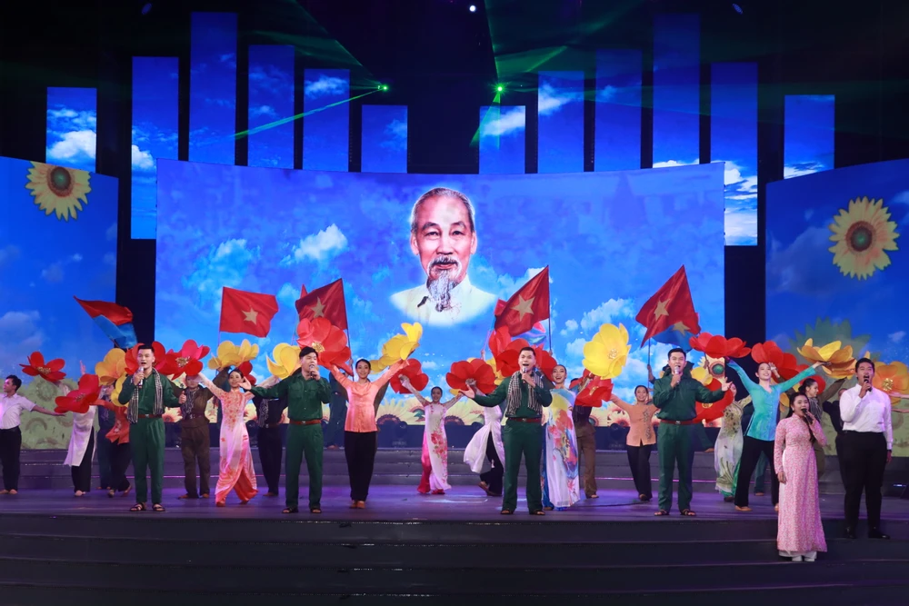 Tự hào thành phố mang tên Người