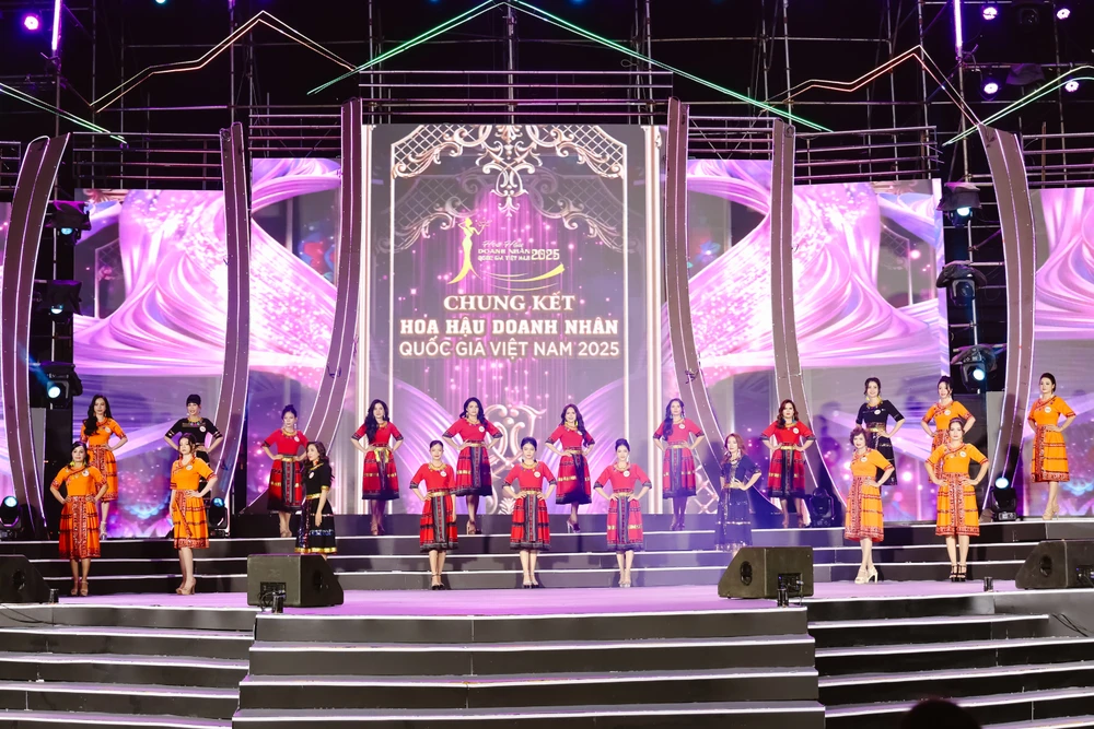 hoa-hau-doanh-nhan-quoc-gia-viet-nam3.JPG