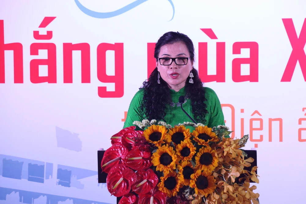 am-vang-dai -thang-mua-xuan-1975-trong-dien-anh4.JPG