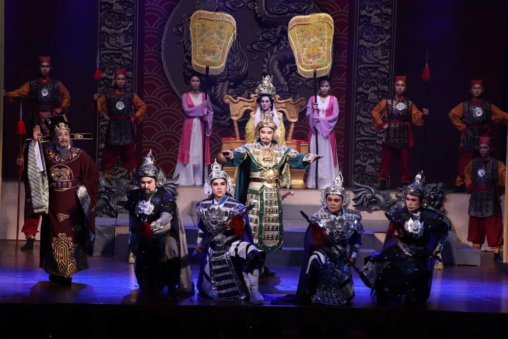 Câu thơ yên ngựa