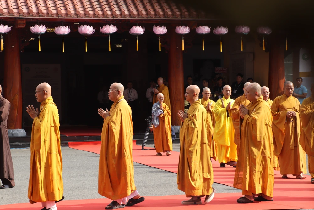 xa-loi-trai-tim-bo-tat-thich-quang-duc (2).JPG