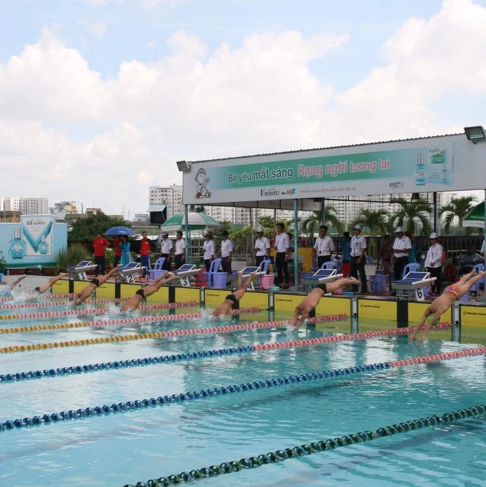 Khóa học bơi miễn phí