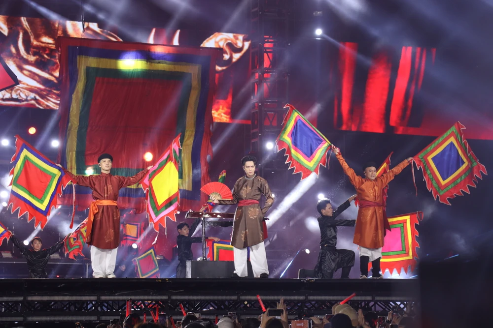 anh-trai-vuot-ngan-chong-gai26 (2).JPG