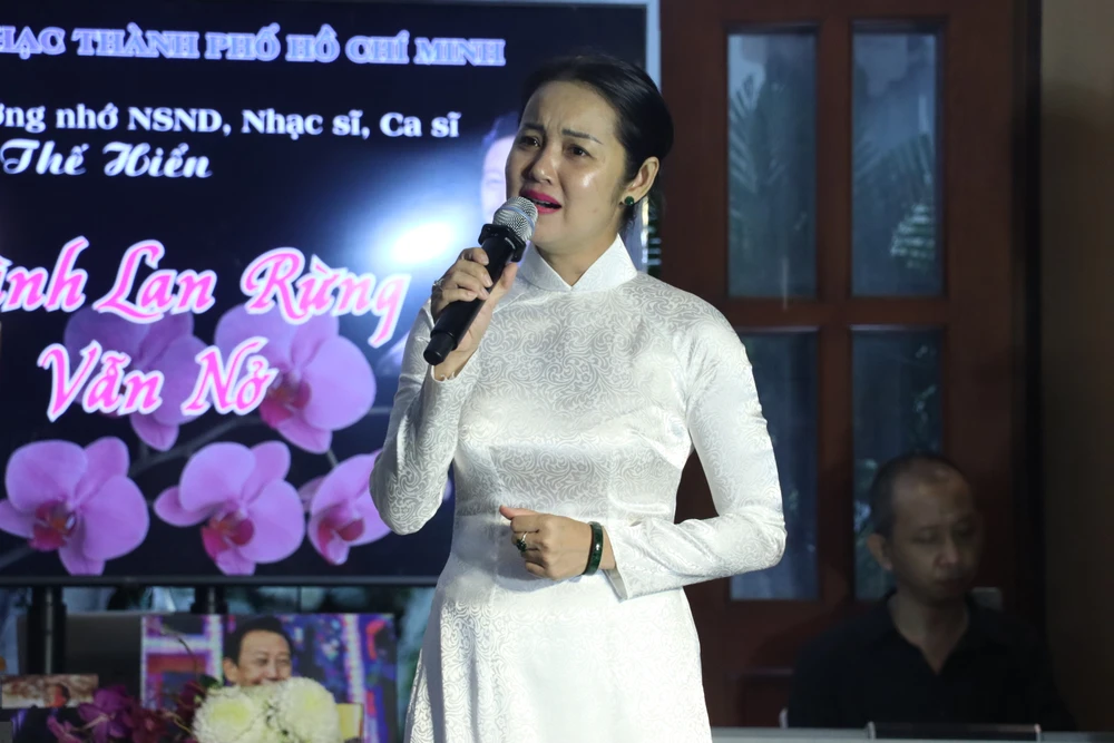 nhac-si-the-hien9.JPG