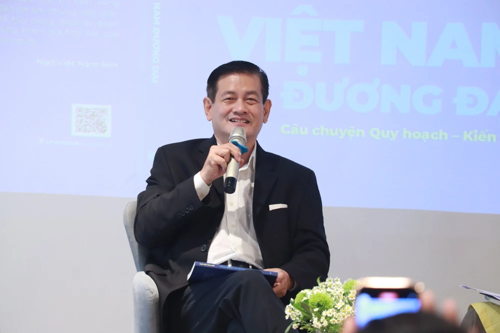 ngo-viet-nam-son (2).JPG