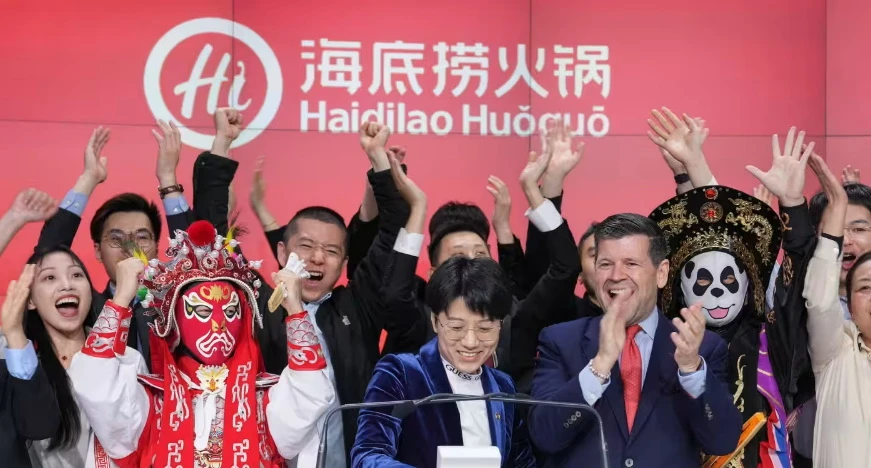 Cổ phiếu doanh nghiệp sở hữu chuỗi nhà hàng lẩu Haidilao tăng vọt ngay phiên chào sàn Mỹ