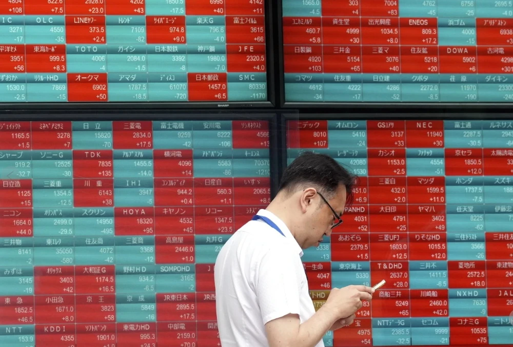 Fed hạ lãi suất và tác động tích cực lên bất động sản và tài chính châu Á