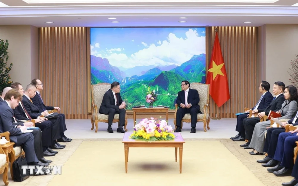 Thủ tướng Phạm Minh Chính tiếp Tổng Giám đốc Tập đoàn Năng lượng Nguyên tử Quốc gia của Nga