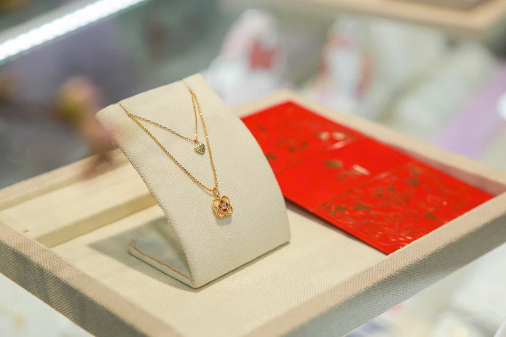 Giá vàng thế giới tăng mạnh kéo giá vàng miếng tăng 400 nghìn đồng/lượng