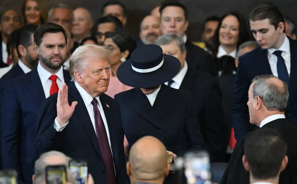 Tổng Bí thư, Chủ tịch nước và Thủ tướng chúc mừng Tổng thống Hoa Kỳ Donald Trump