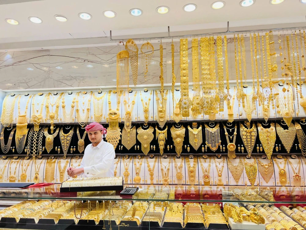 Lấp lánh chợ vàng độc nhất vô nhị