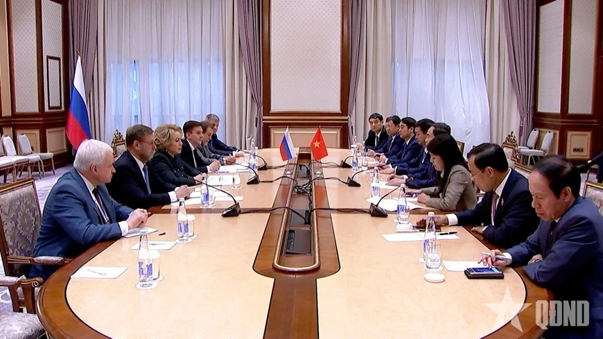 Chủ tịch Quốc hội Trần Thanh Mẫn gặp Chủ tịch Hội đồng Liên bang Nga Valentina Matvienko