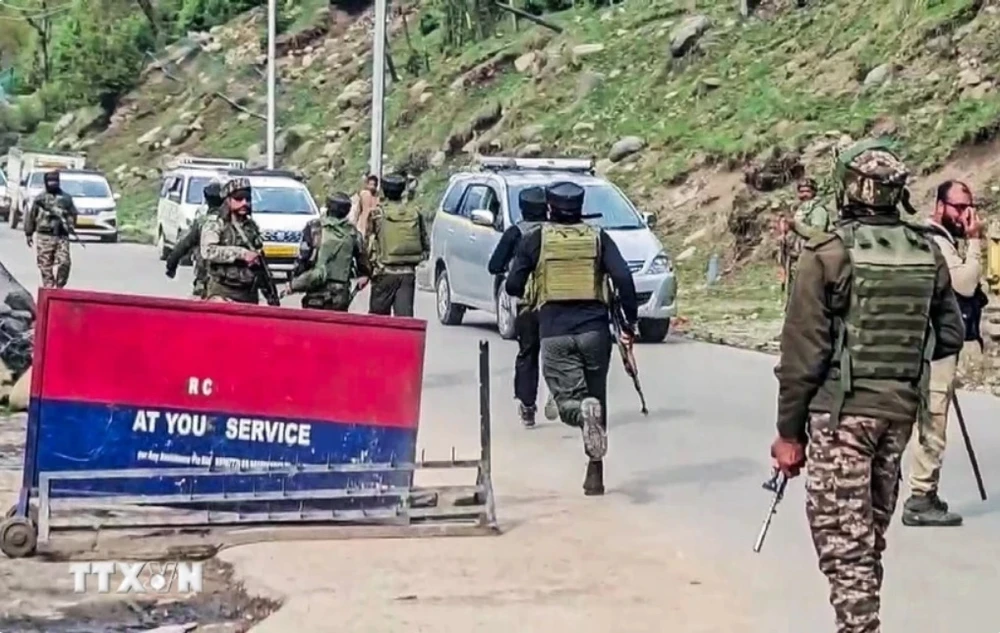 Bộ Ngoại giao trả lời về tình hình công dân Việt Nam sau vụ khủng bố ở Ấn Độ