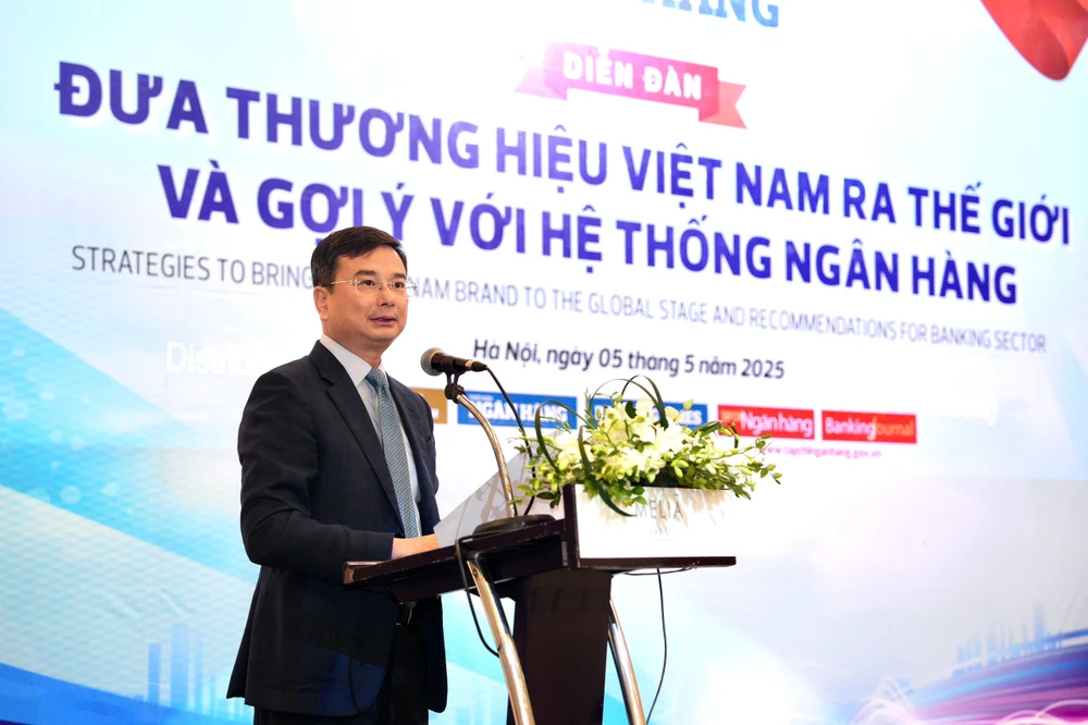 pho-thong-doc-pham-thanh-ha-xay-dung-thuong-hieu-ngan-hang-viet-nam-vung-manh-chuyen-nghiep-co-suc-canh-tranh-quoc-te.jpg