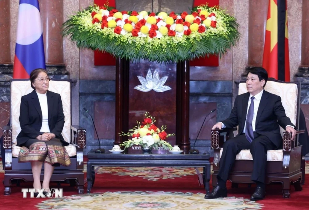 Chủ tịch nước Lương Cường tiếp Phó Chủ tịch nước Lào Pany Yathotou