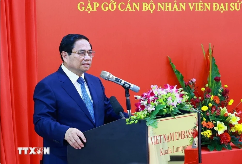 thu-tuong-pham-minh-chinh-gap-go-cong-dong-nguoi-viet-tai-malaysia.jpg