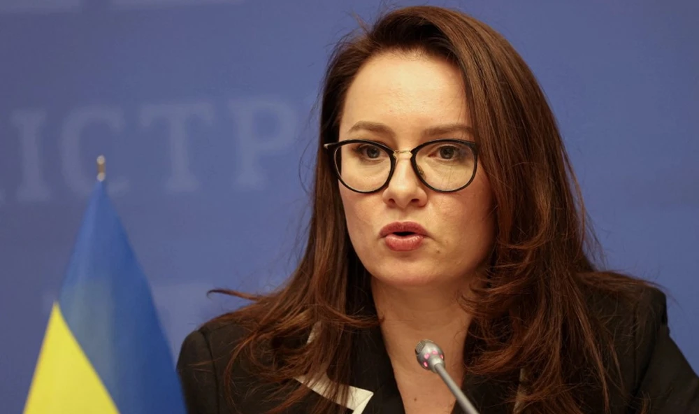 Thủ tướng Phạm Minh Chính chúc mừng tân Thủ tướng Ukraine