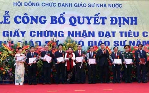 Bổ nhiệm GS, PGS cần tách riêng từng ngành
