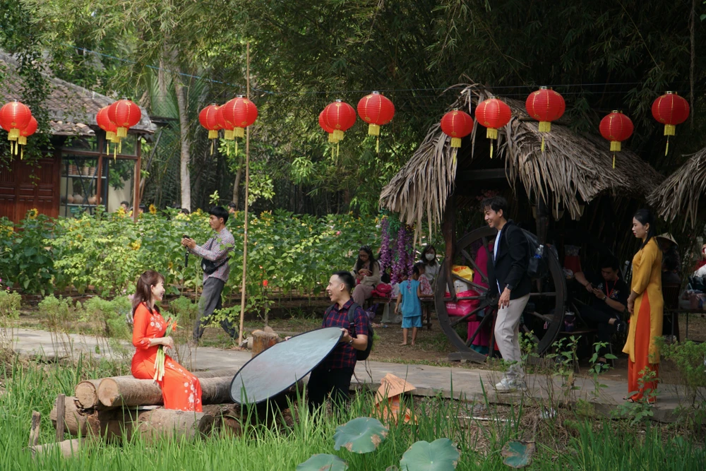 10- Bao-tang-Ao-dai.JPG